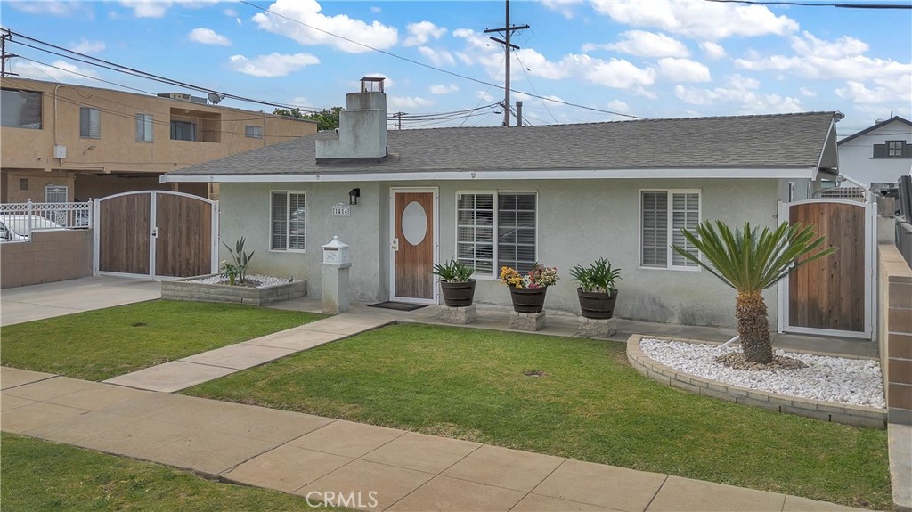 1414 W Shorb