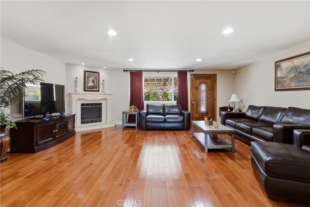 321 N 18th