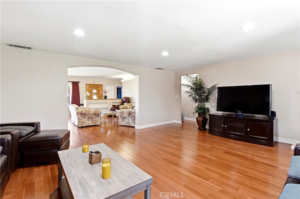 321 N 18th