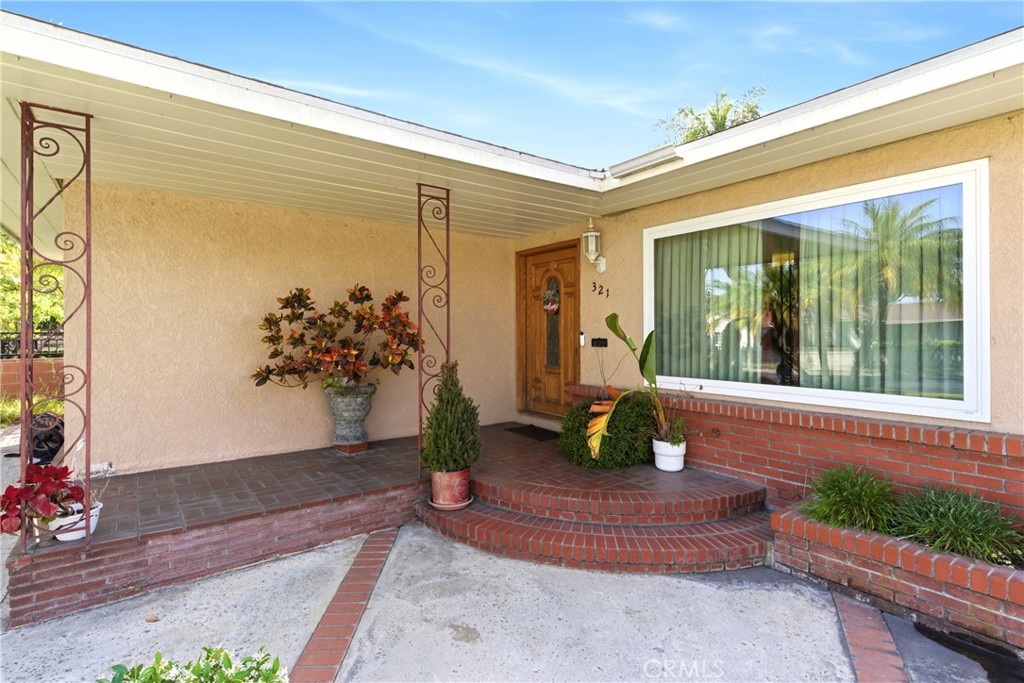 321 N 18th
