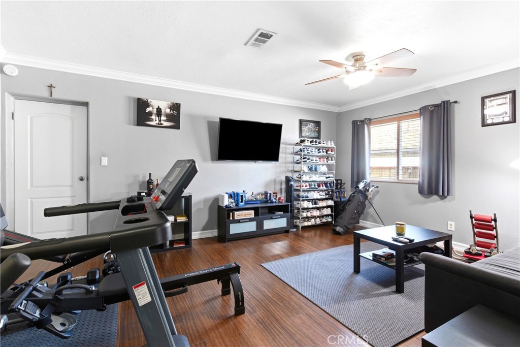 321 N 18th