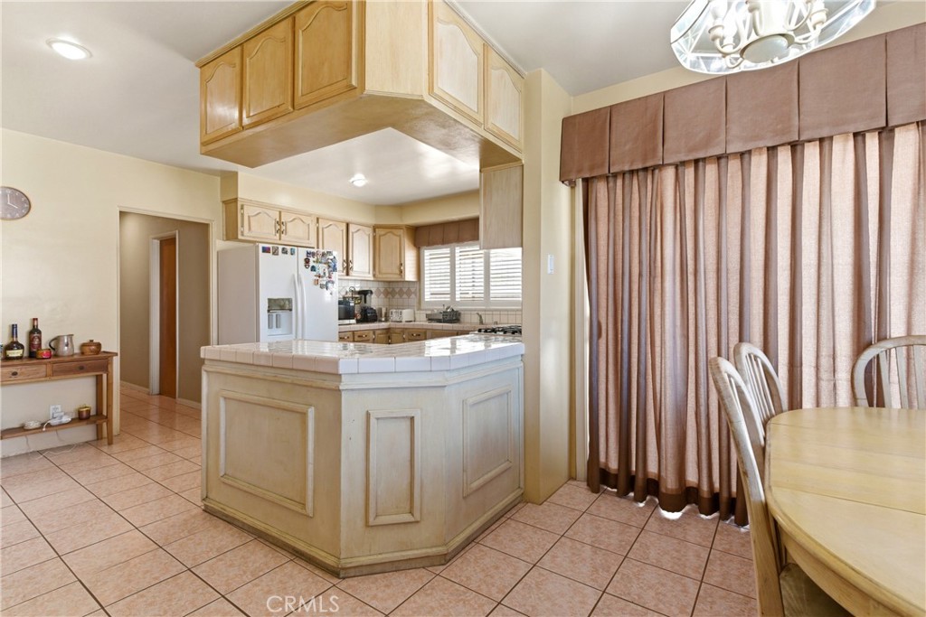 321 N 18th