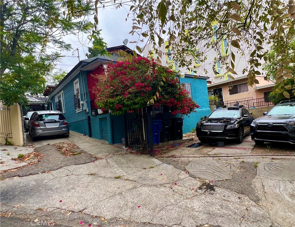 1405 W 2nd