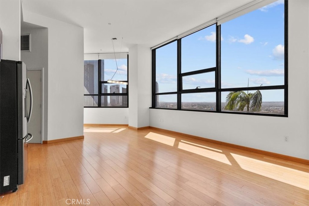 1100 Wilshire Boulevard 1812