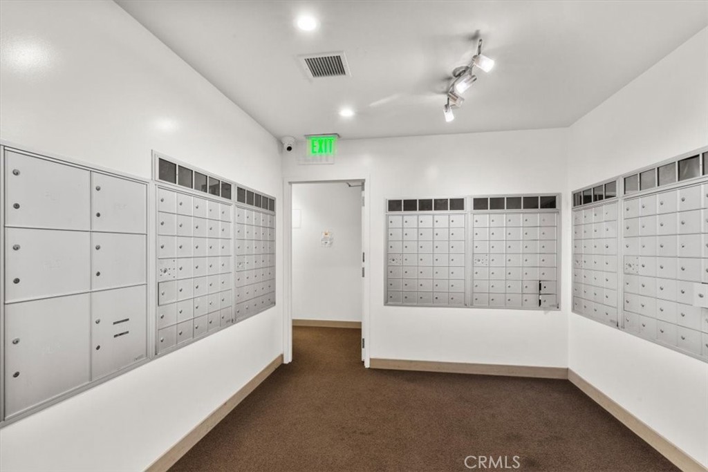 1100 Wilshire Boulevard 1812