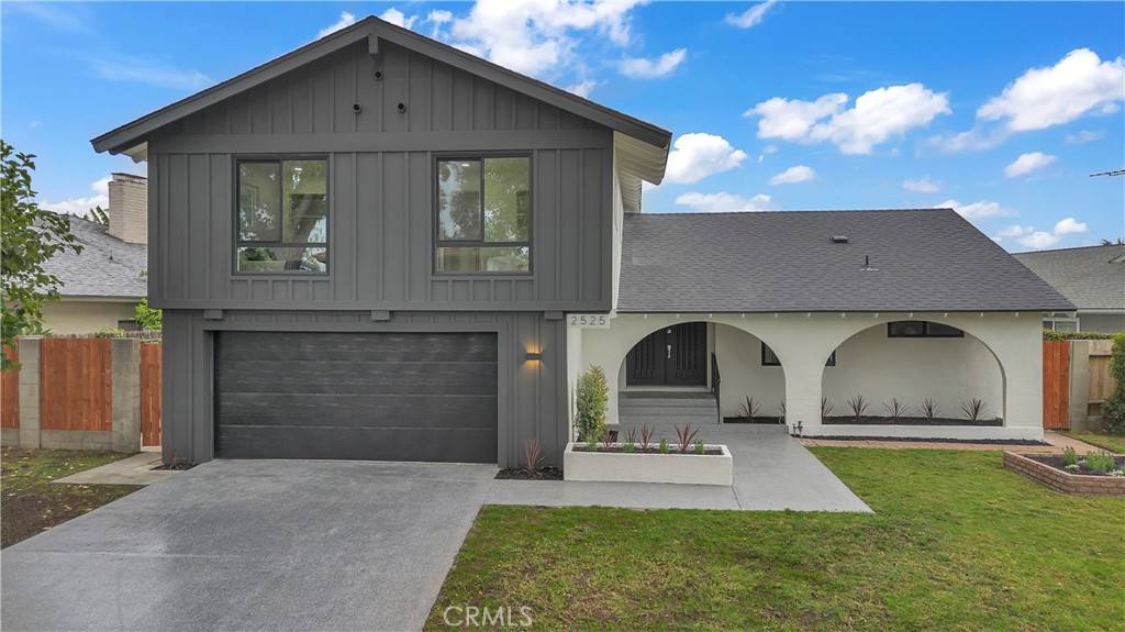 2525 N Pacific