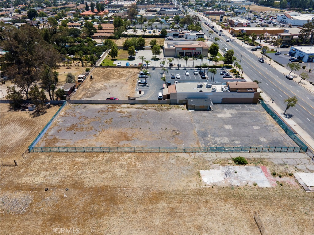9491 Sierra Avenue