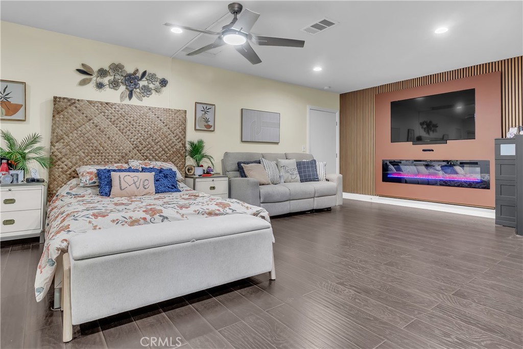 10548 Wiley Burke Ave
