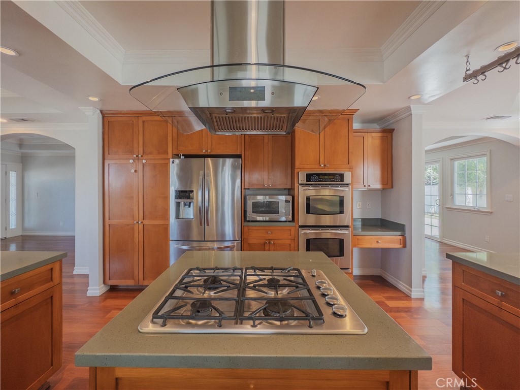 3402 Palo Verde Avenue