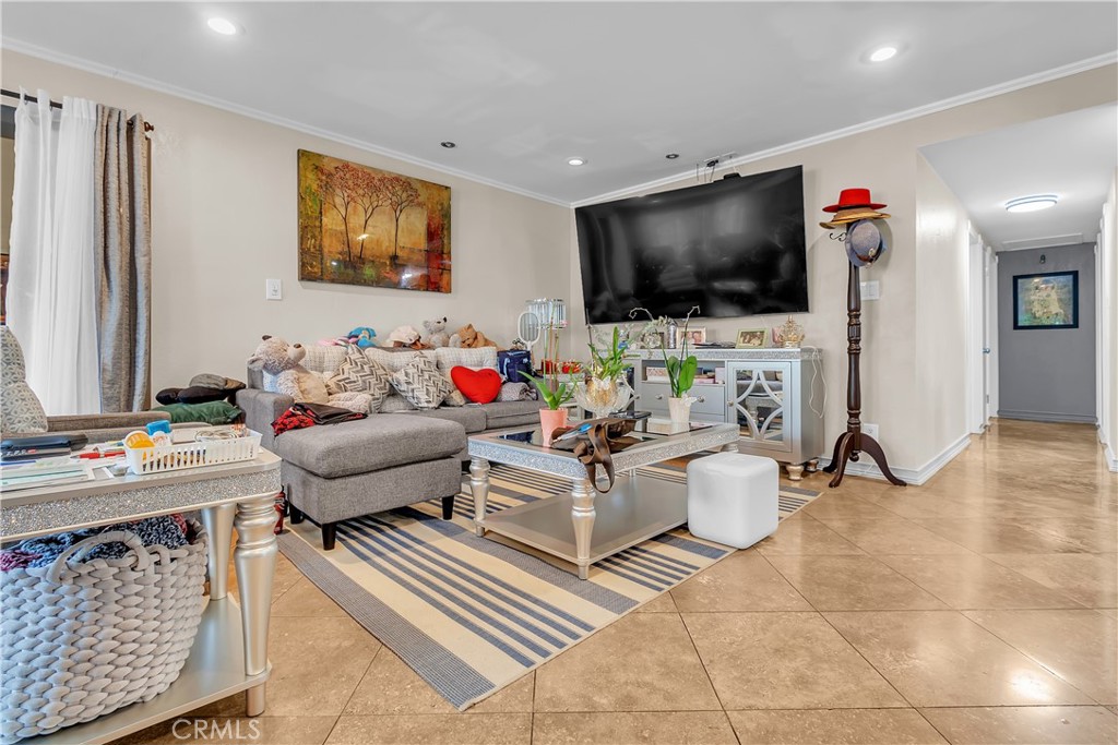 1140 Sturbridge