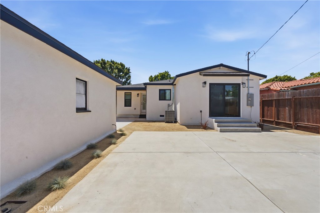 8104 S 2nd