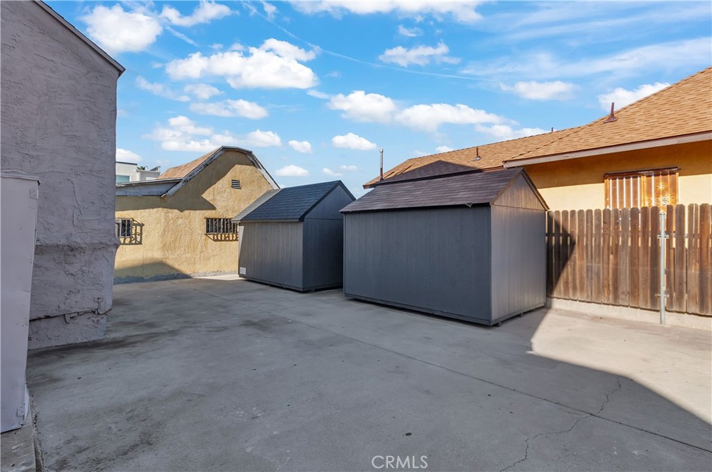2429 E 3rd