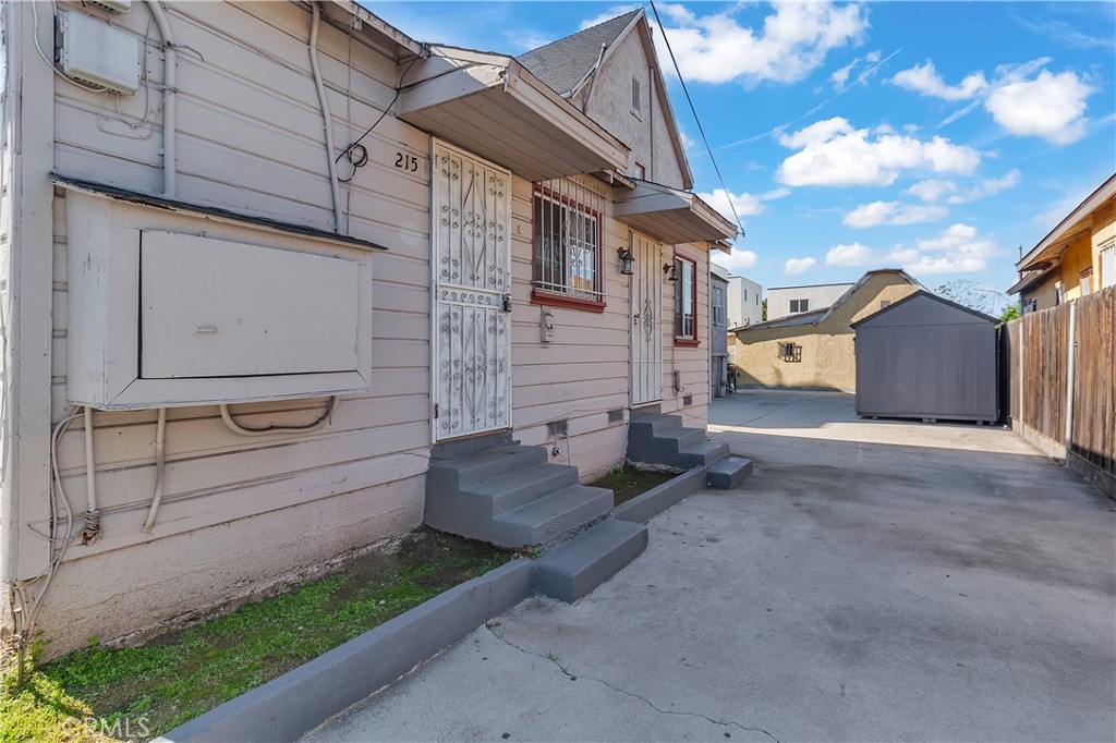 2429 E 3rd