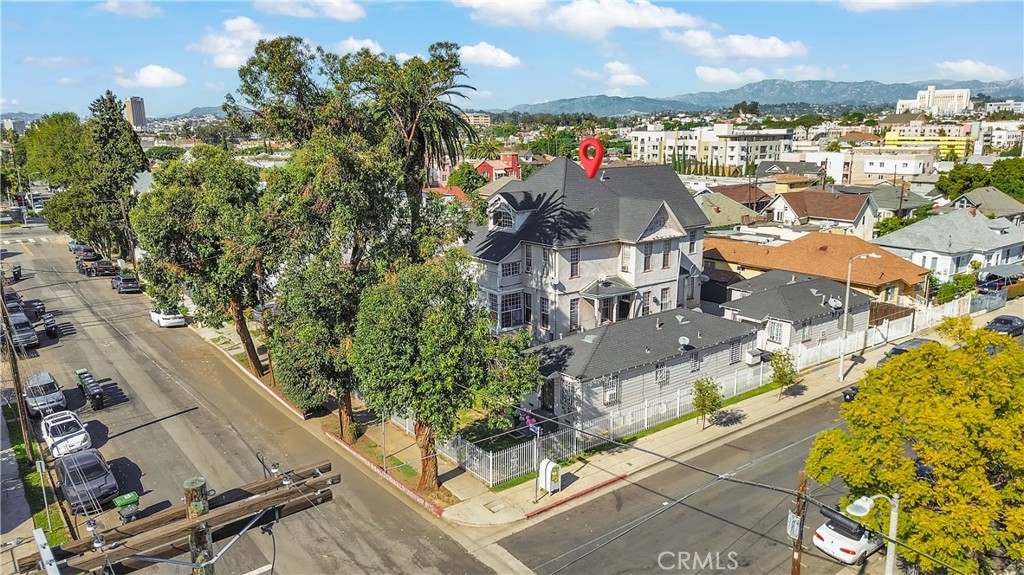 2429 E 3rd