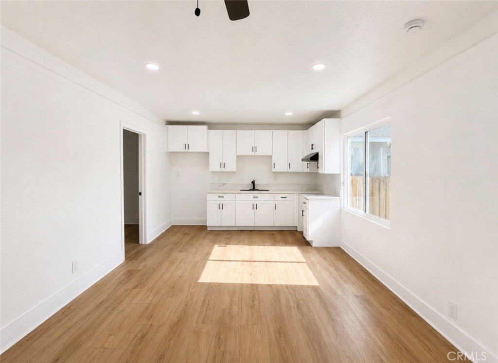 2130 Elm