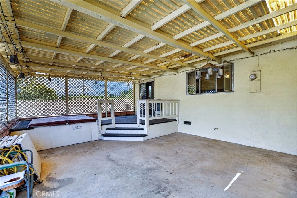 1126 N Center Street