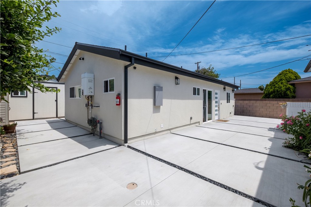 1031 W 227th Street