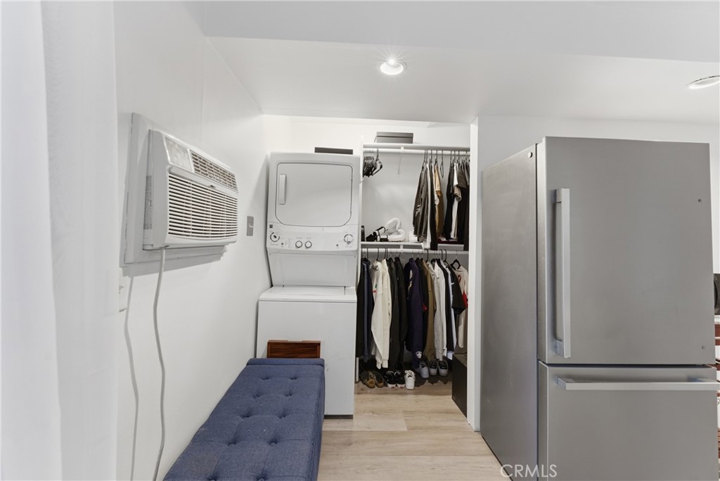 520 W Hermosa