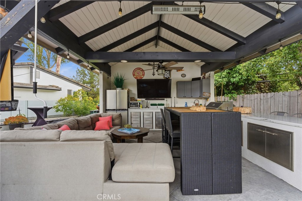 520 W Hermosa