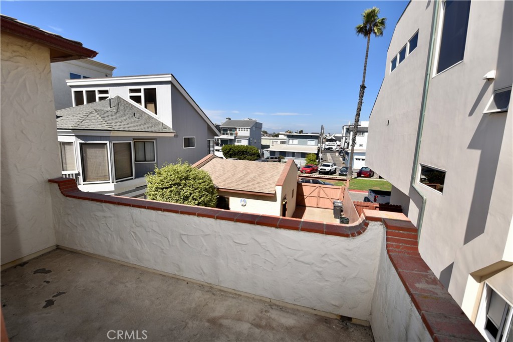 16861 S Pacific