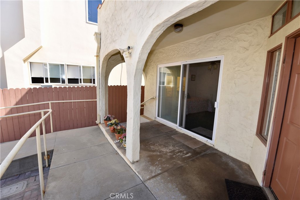 16861 S Pacific