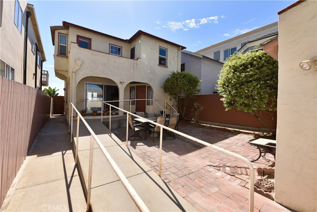 16861 S Pacific