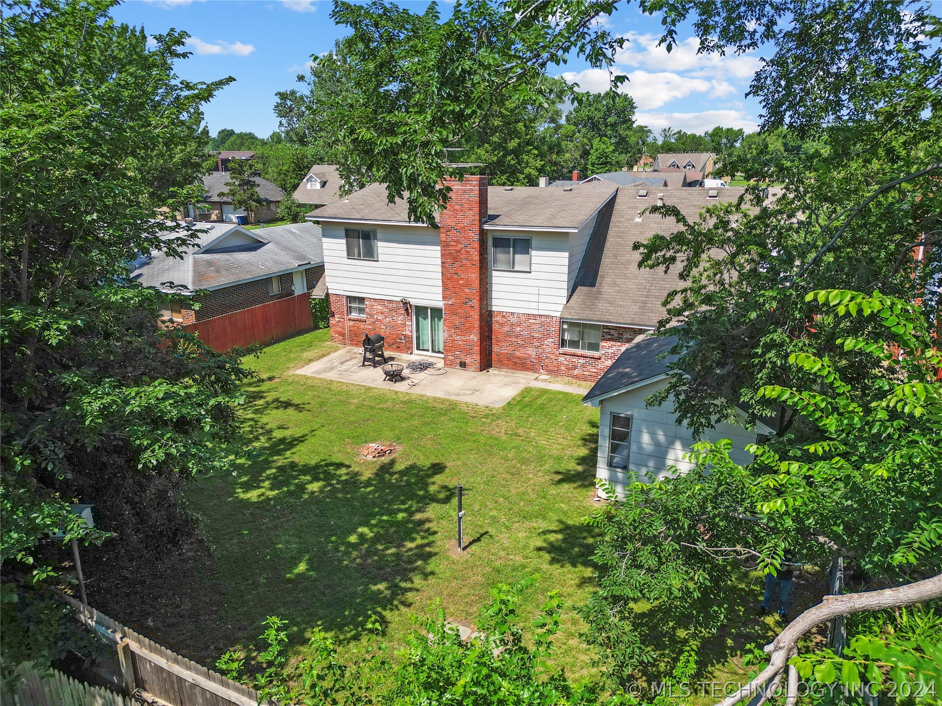 2405 S 117th East Avenue