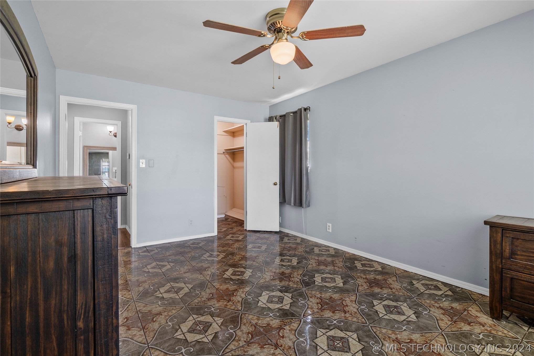 2405 S 117th East Avenue