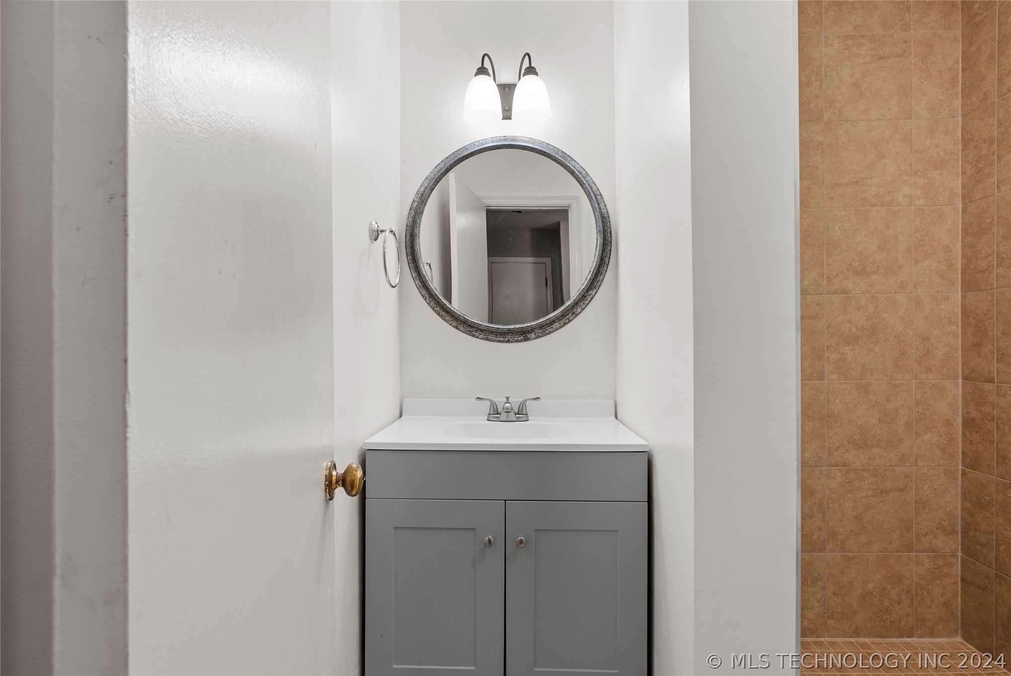 2405 S 117th East Avenue