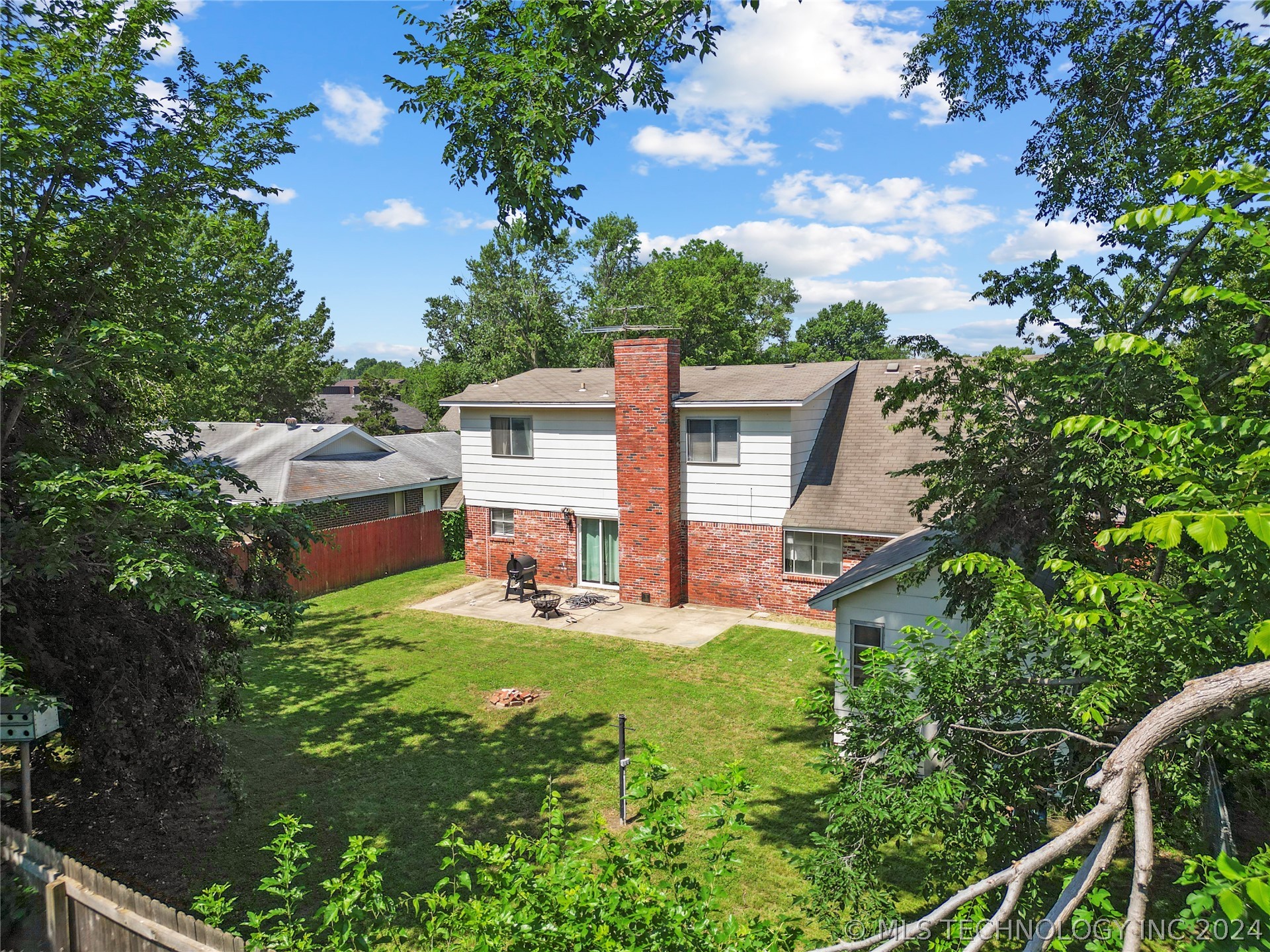 2405 S 117th East Avenue