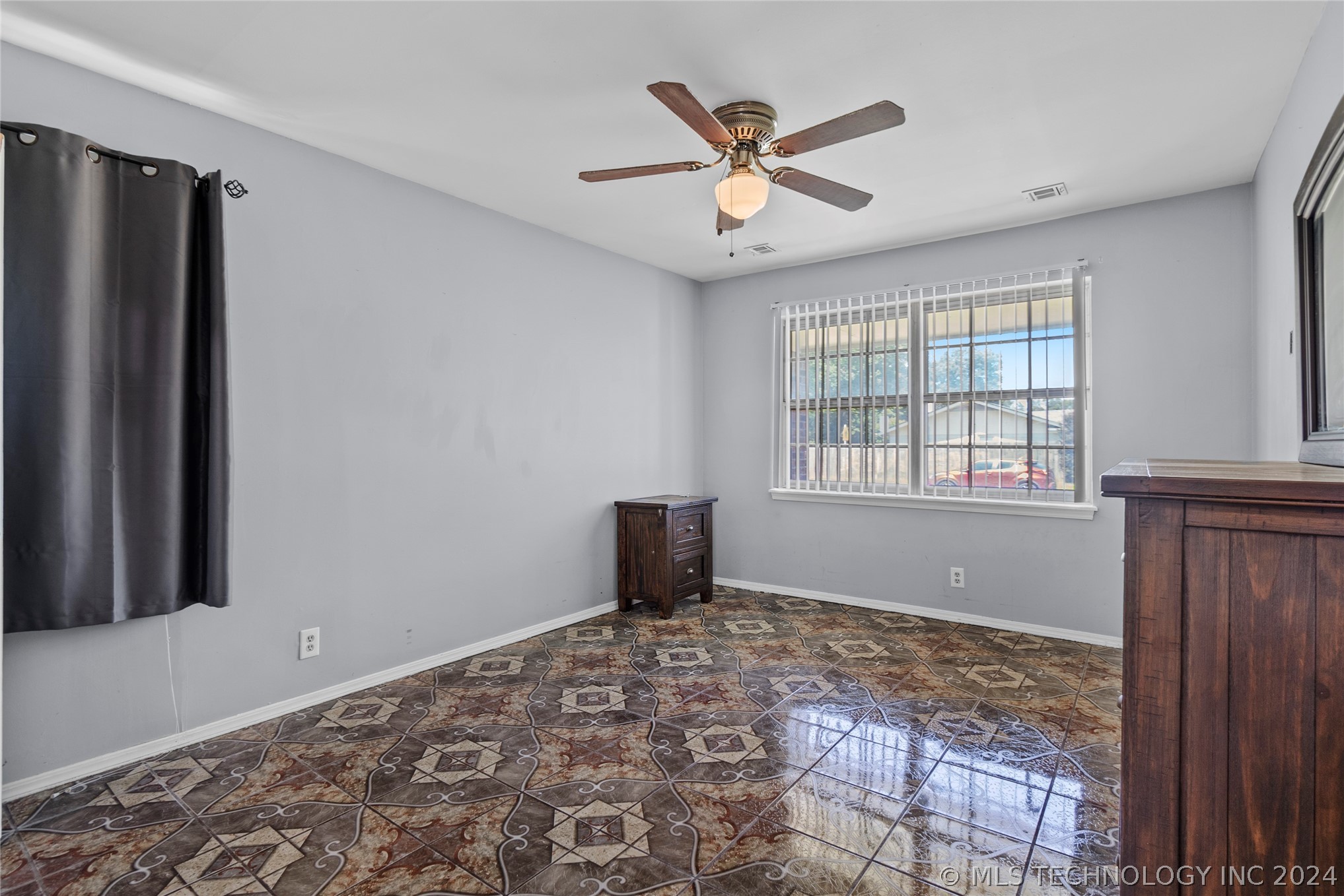 2405 S 117th East Avenue