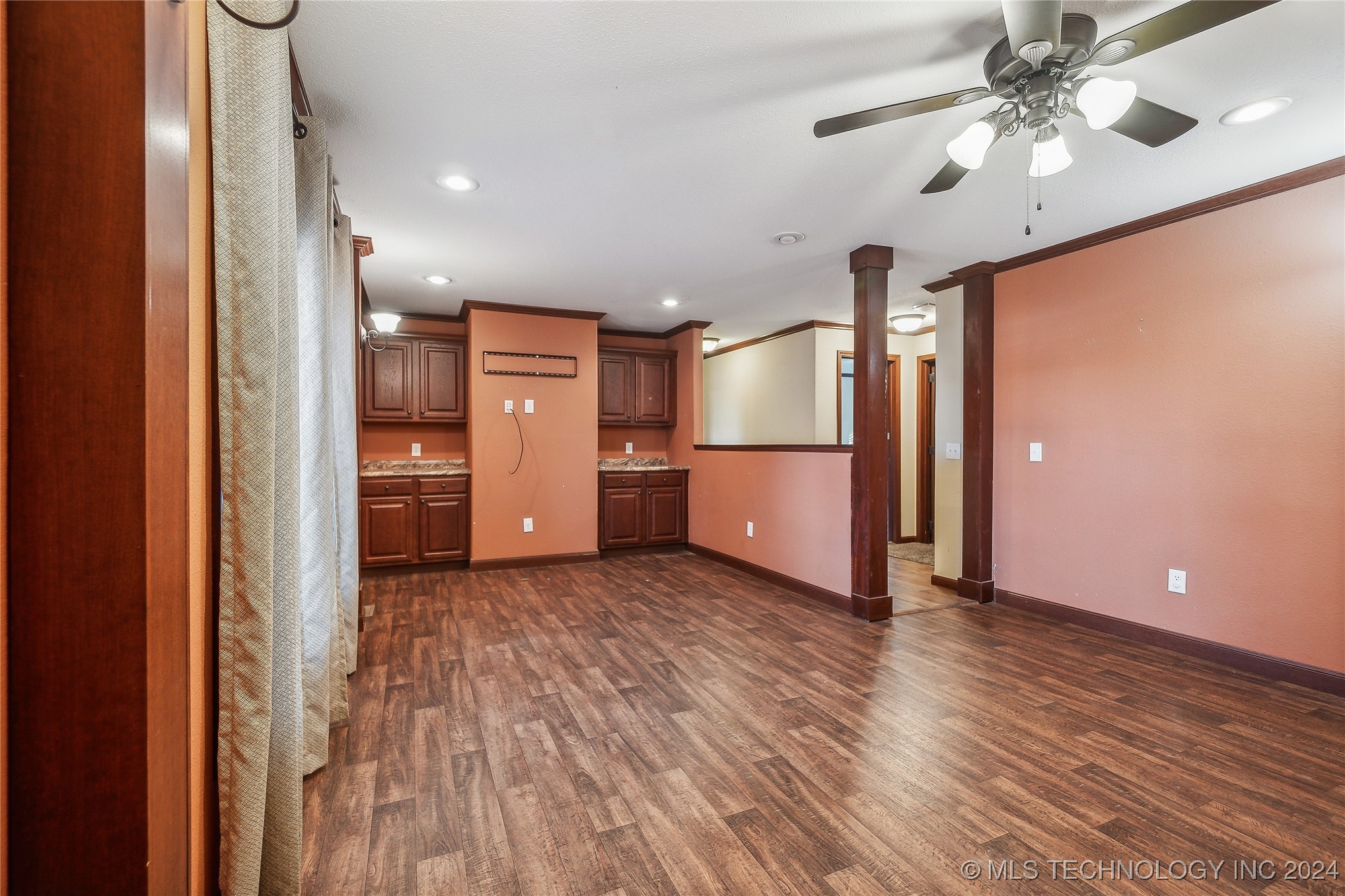 52261 W 11th Street S