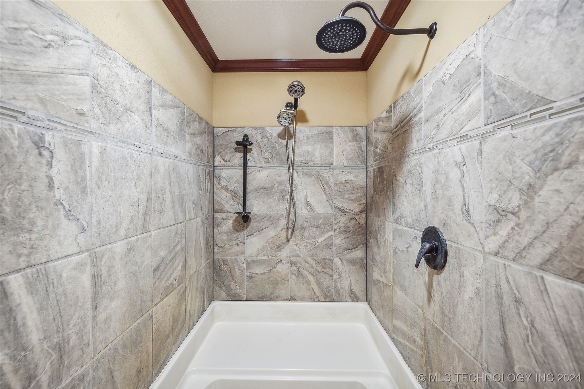 52261 W 11th Street S