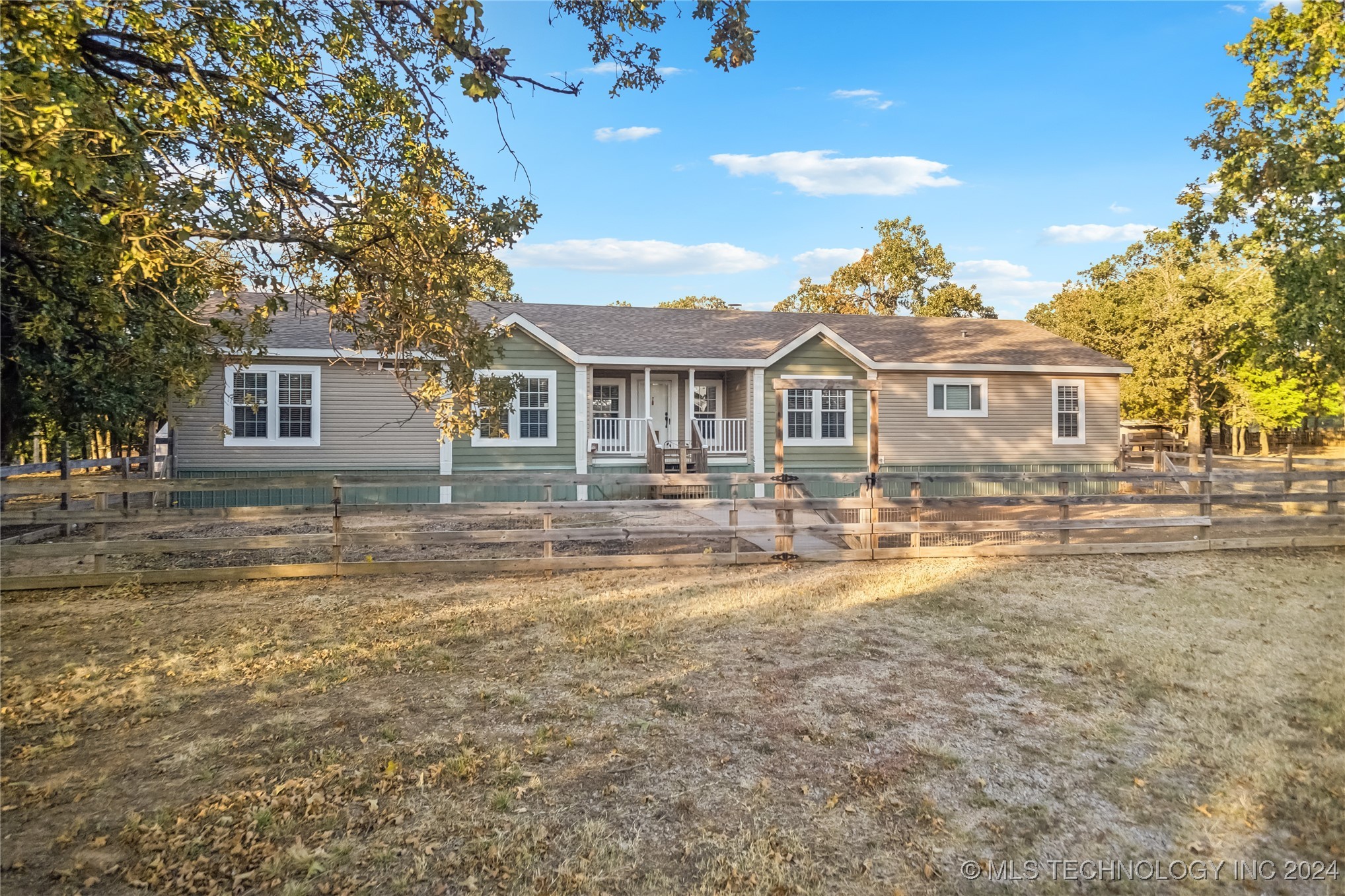 52261 W 11th Street S