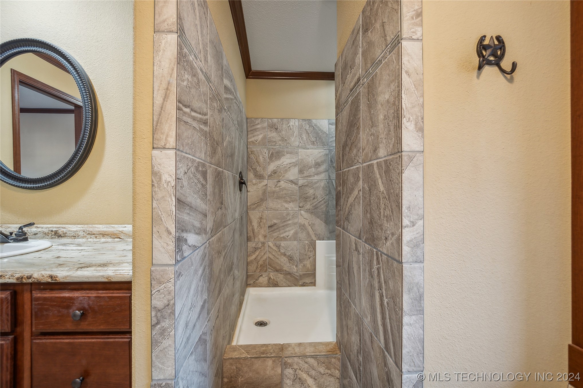 52261 W 11th Street S