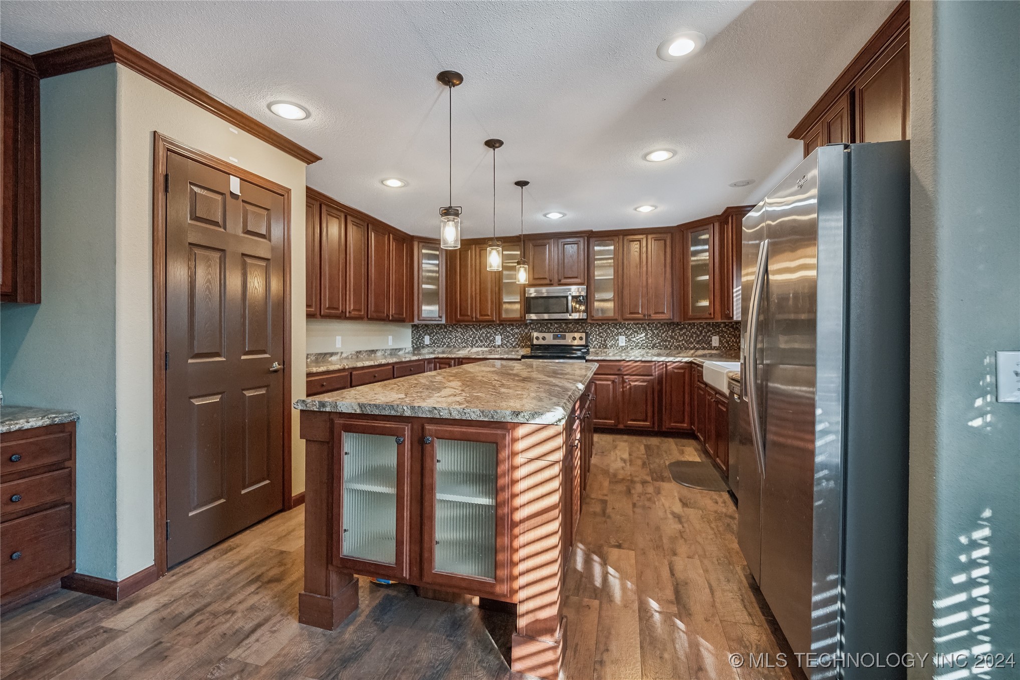 52261 W 11th Street S