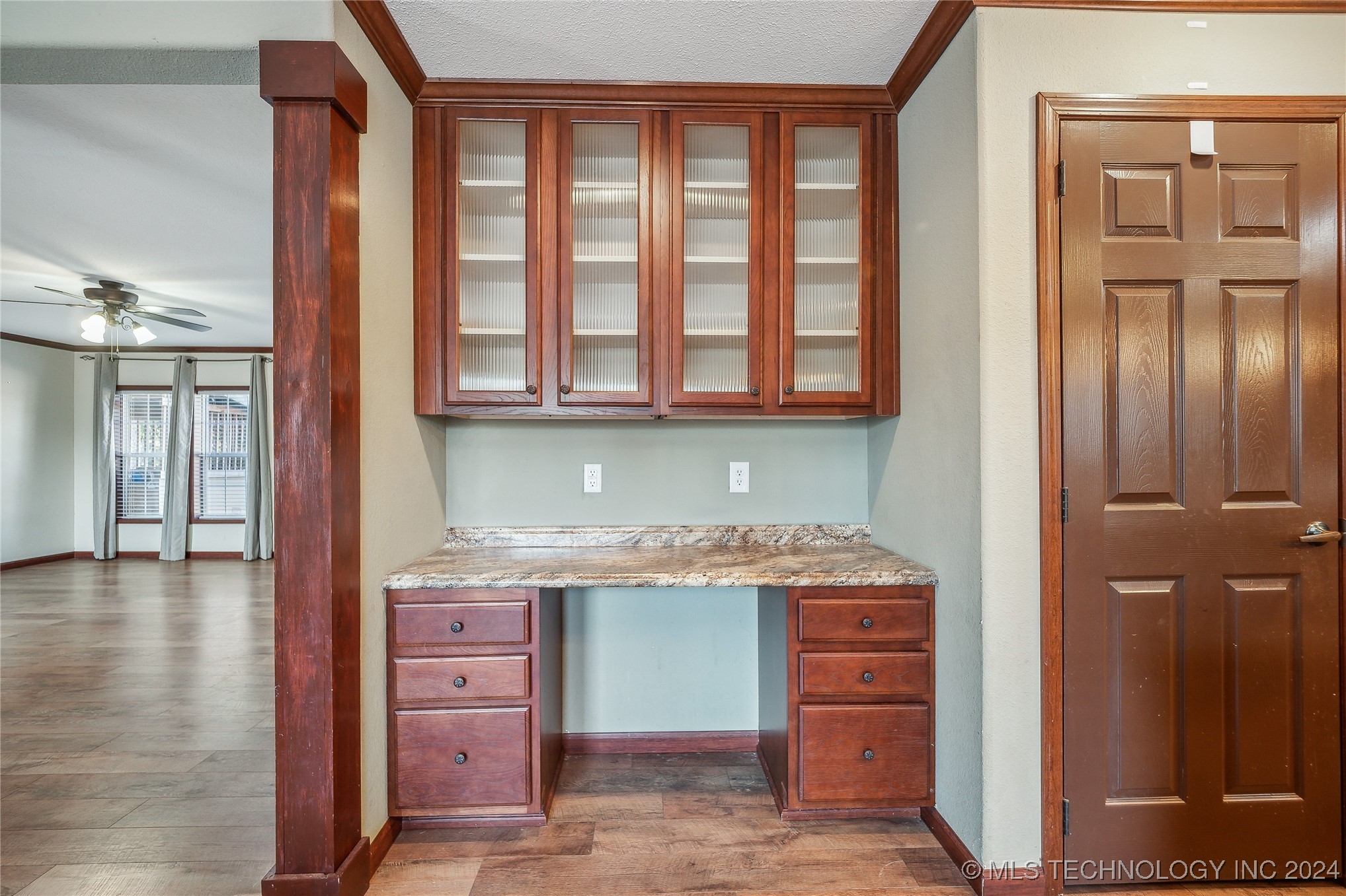 52261 W 11th Street S