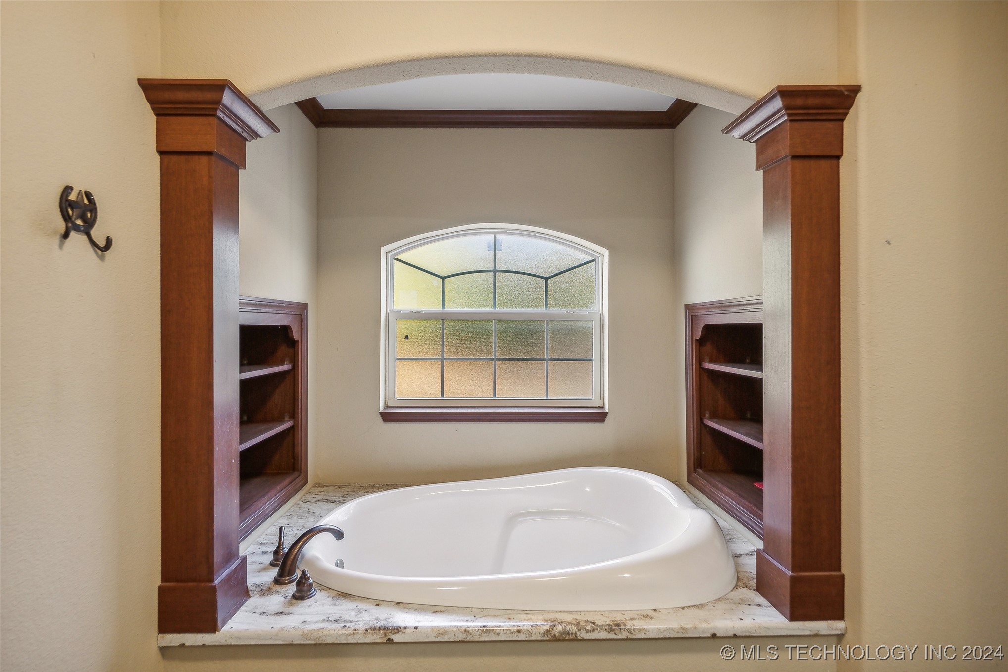 52261 W 11th Street S