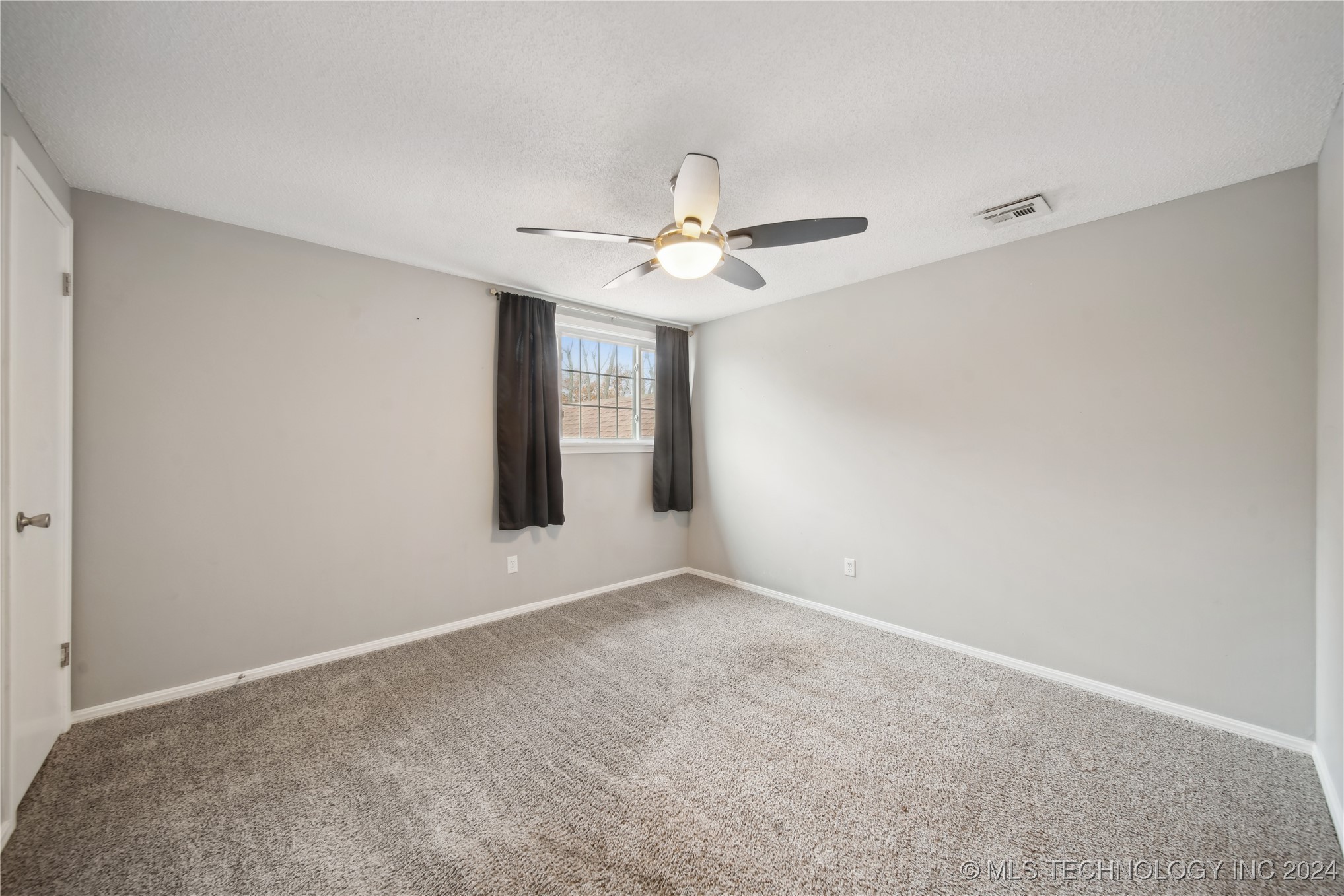 4733 S 66th East Avenue