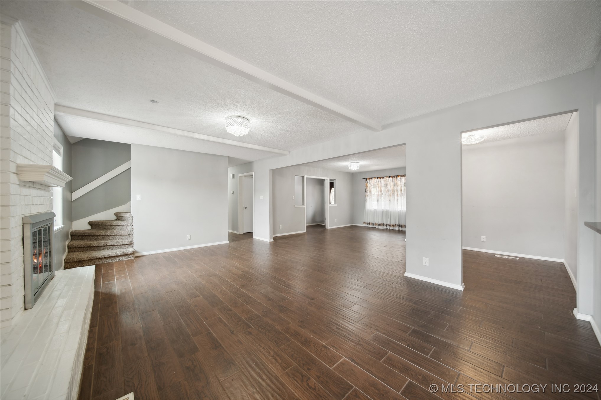 4733 S 66th East Avenue