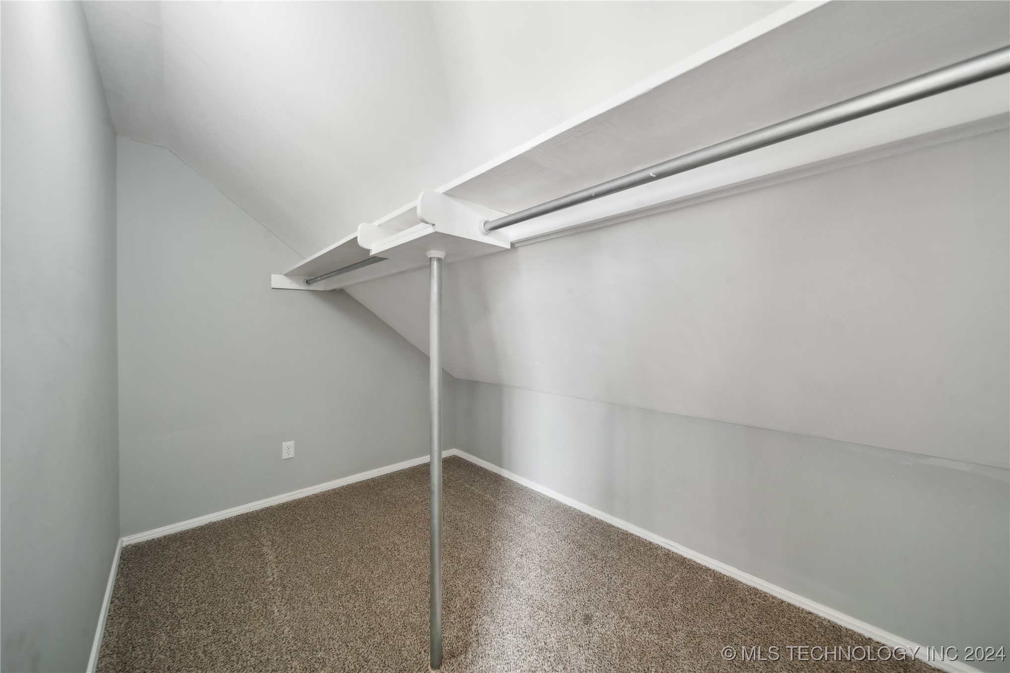 4733 S 66th East Avenue