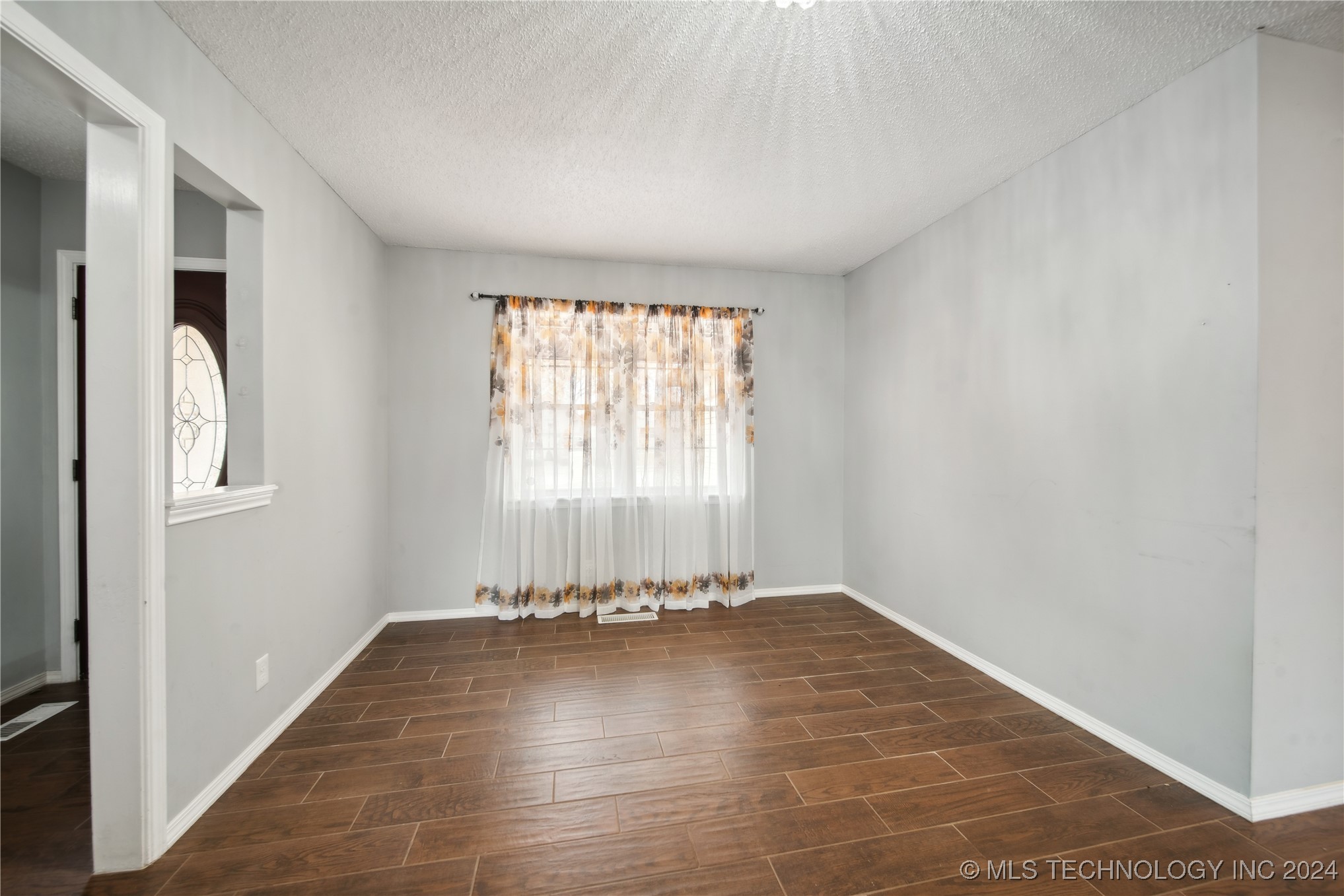 4733 S 66th East Avenue