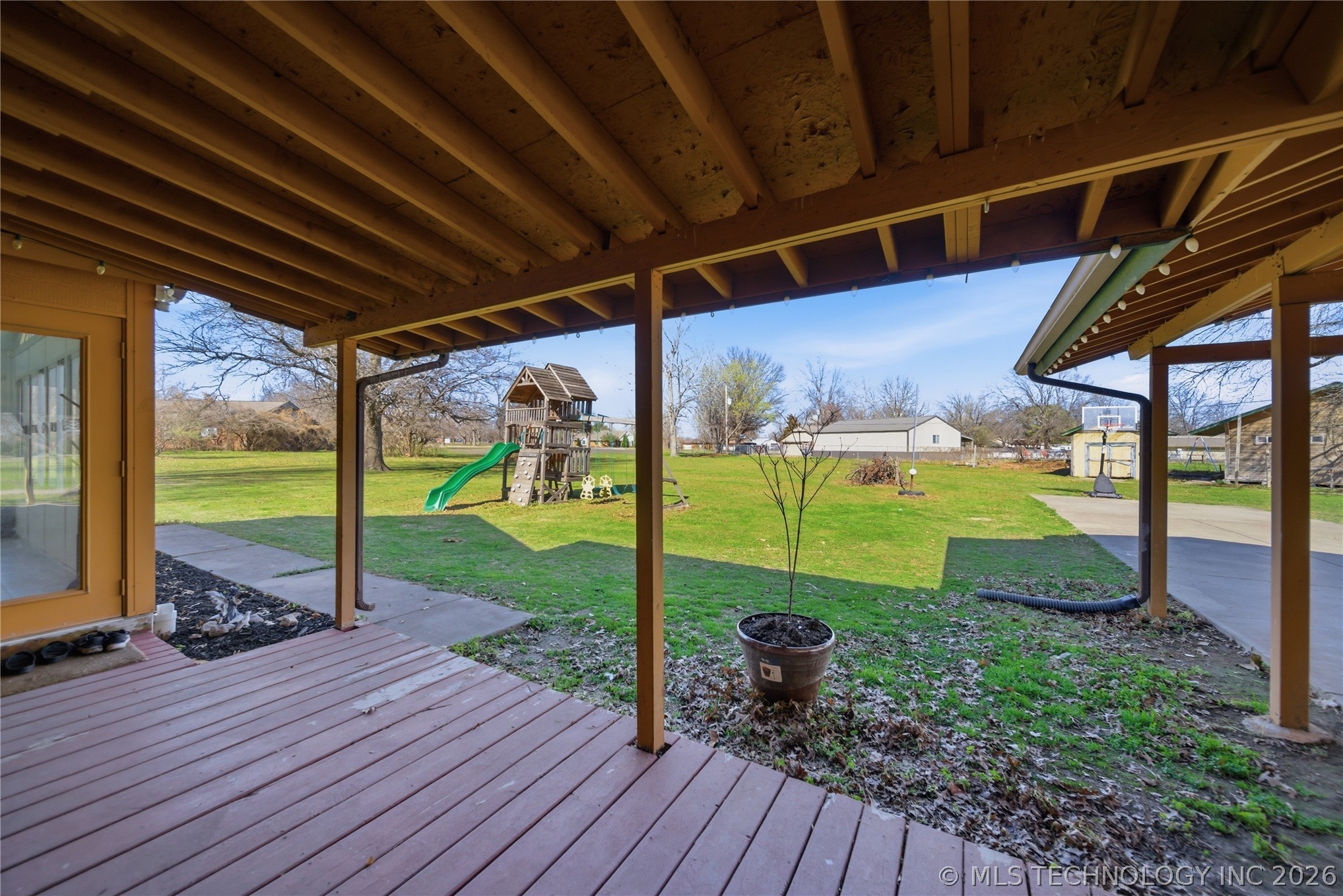 9211 N 155th East Avenue N