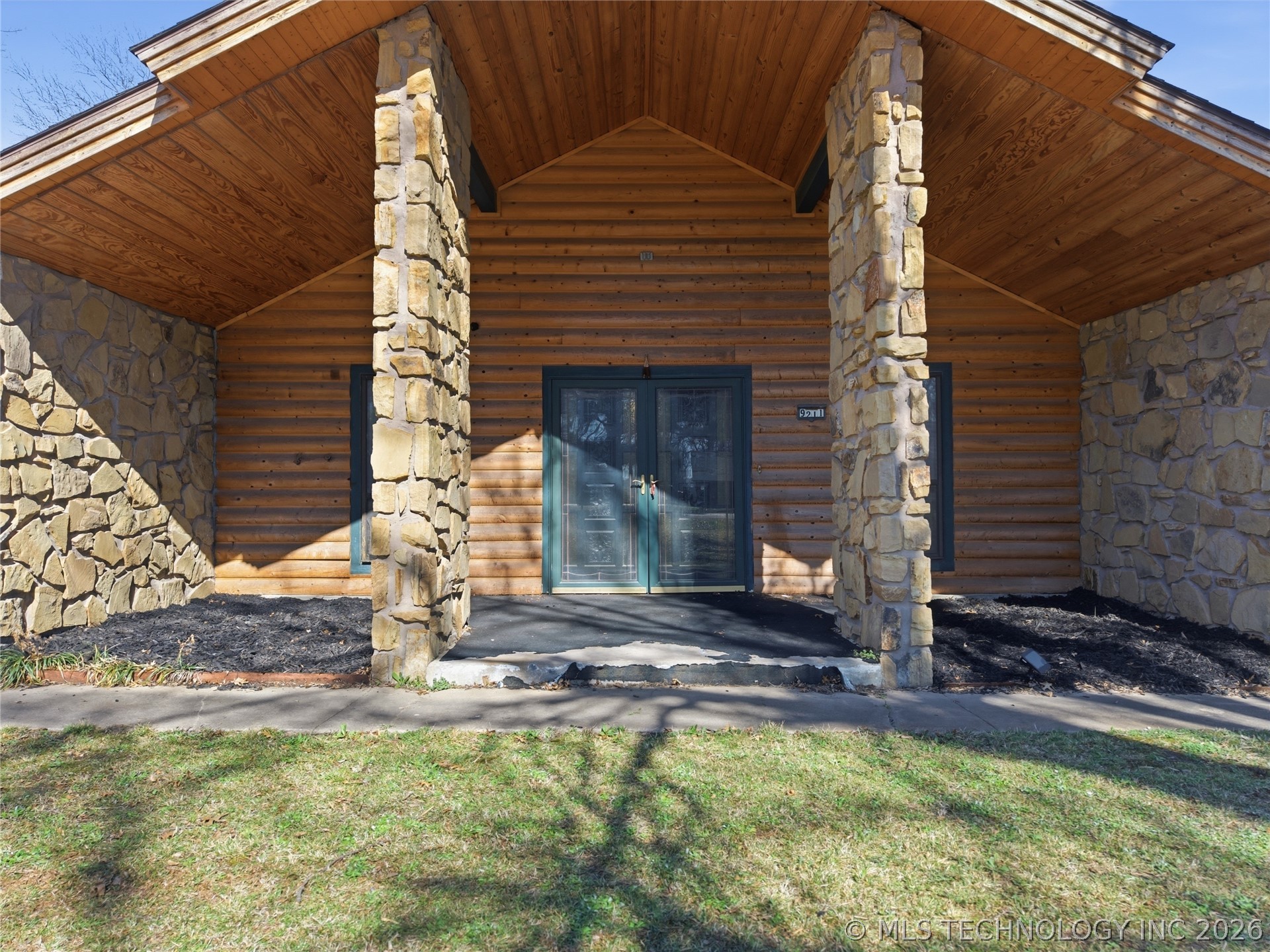 9211 N 155th East Avenue N