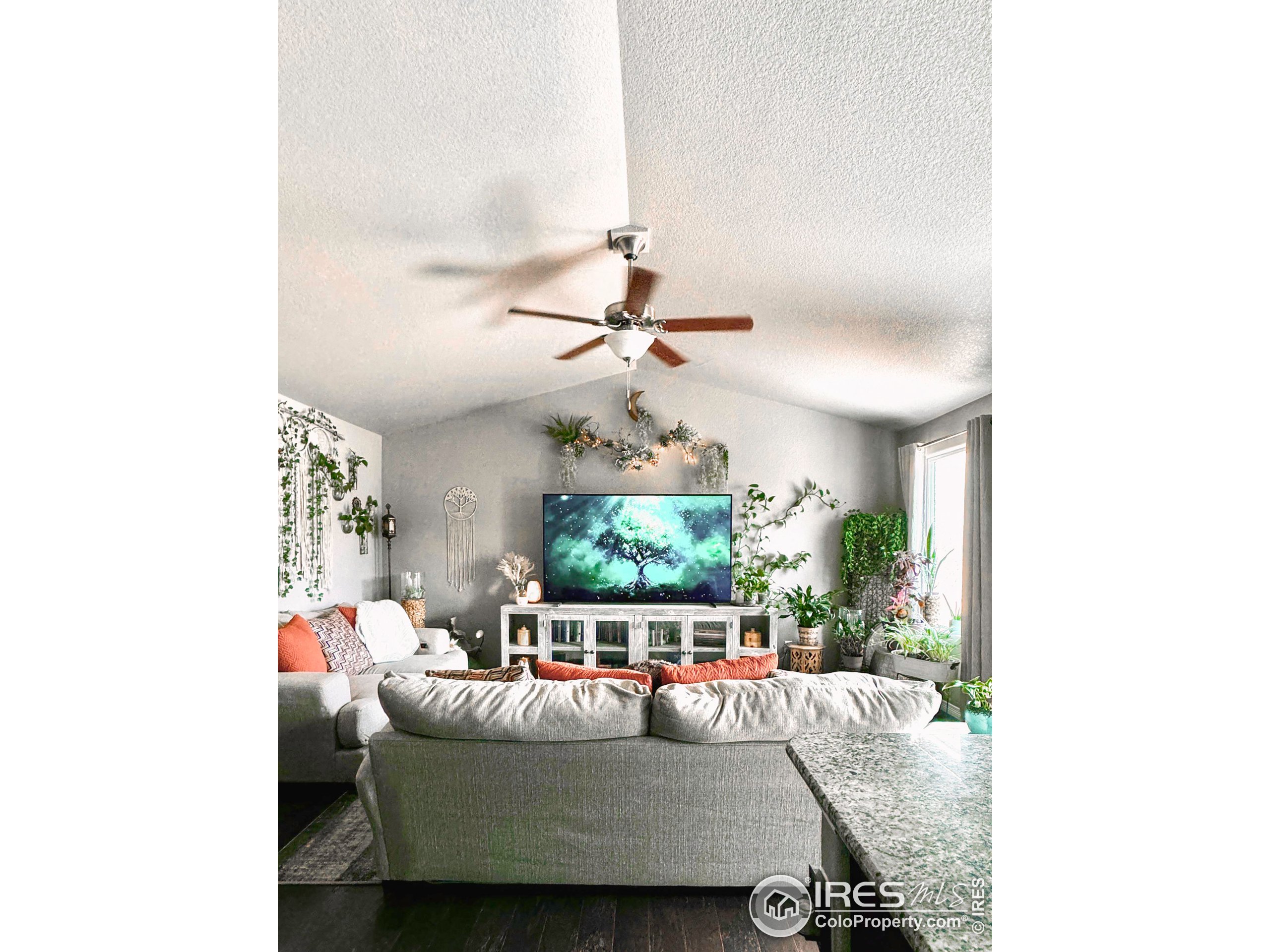 1195 Green Mountain Rd