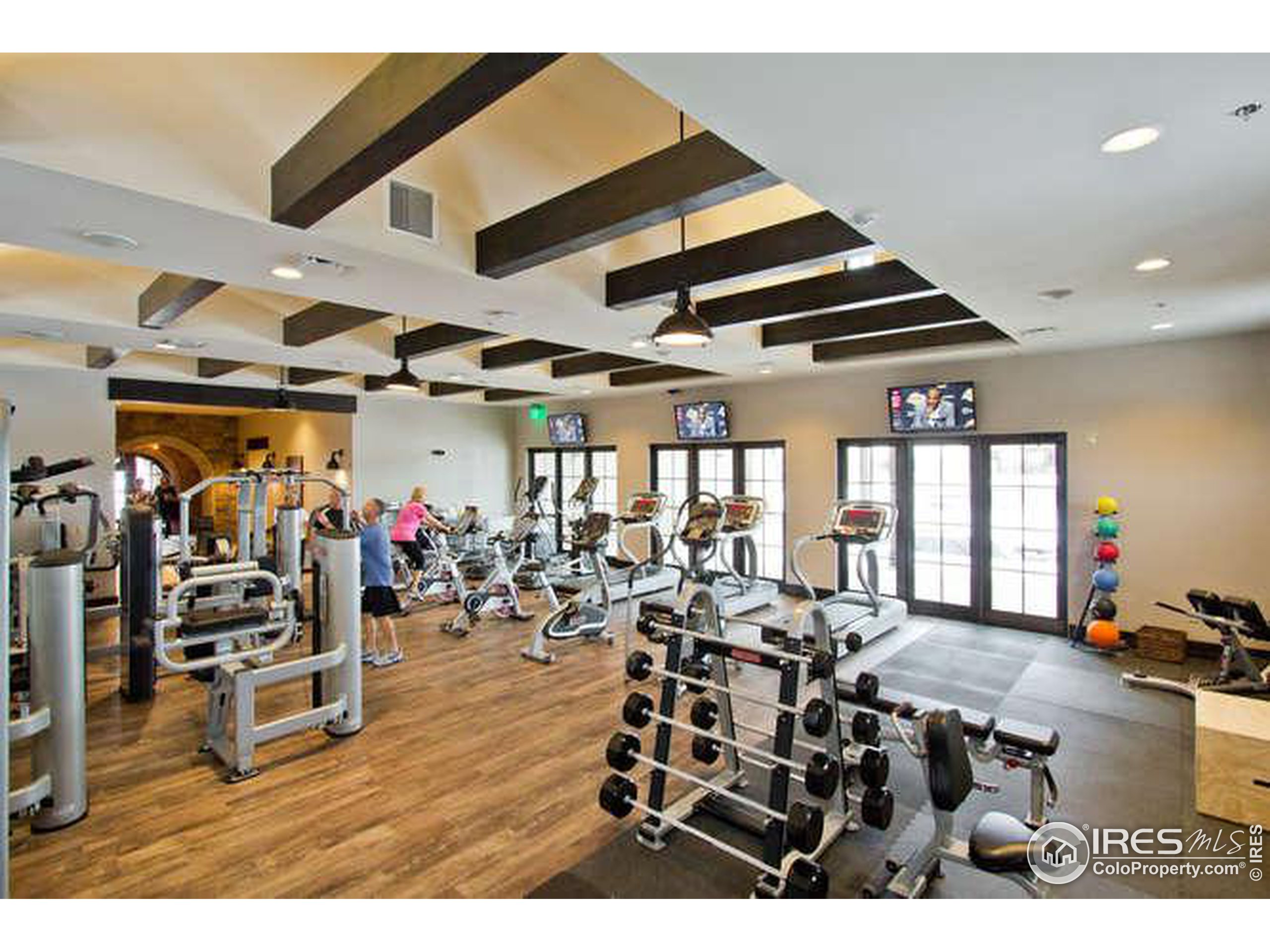 4300 Mountain Shadow Way