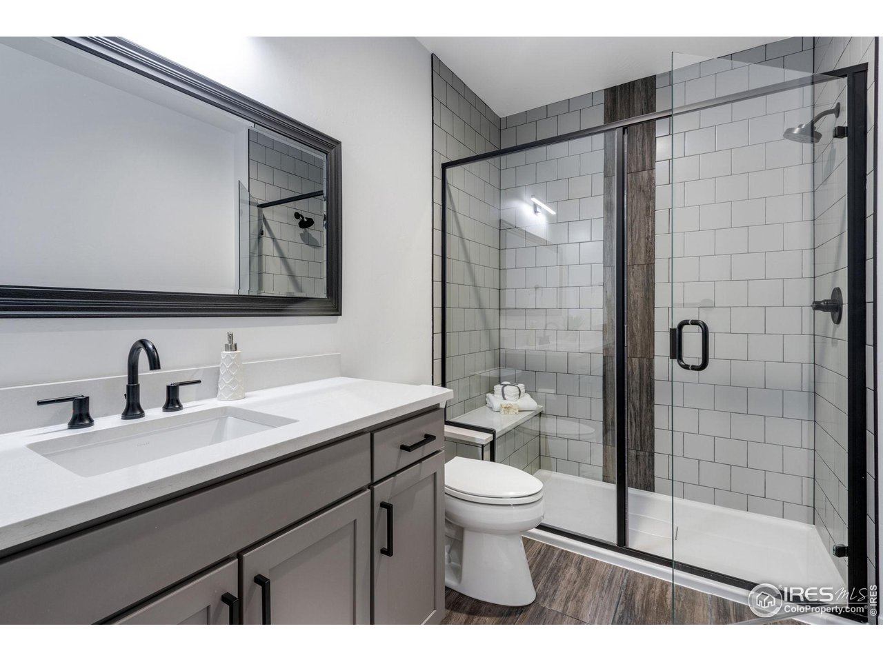 4300 Mountain Shadow Way