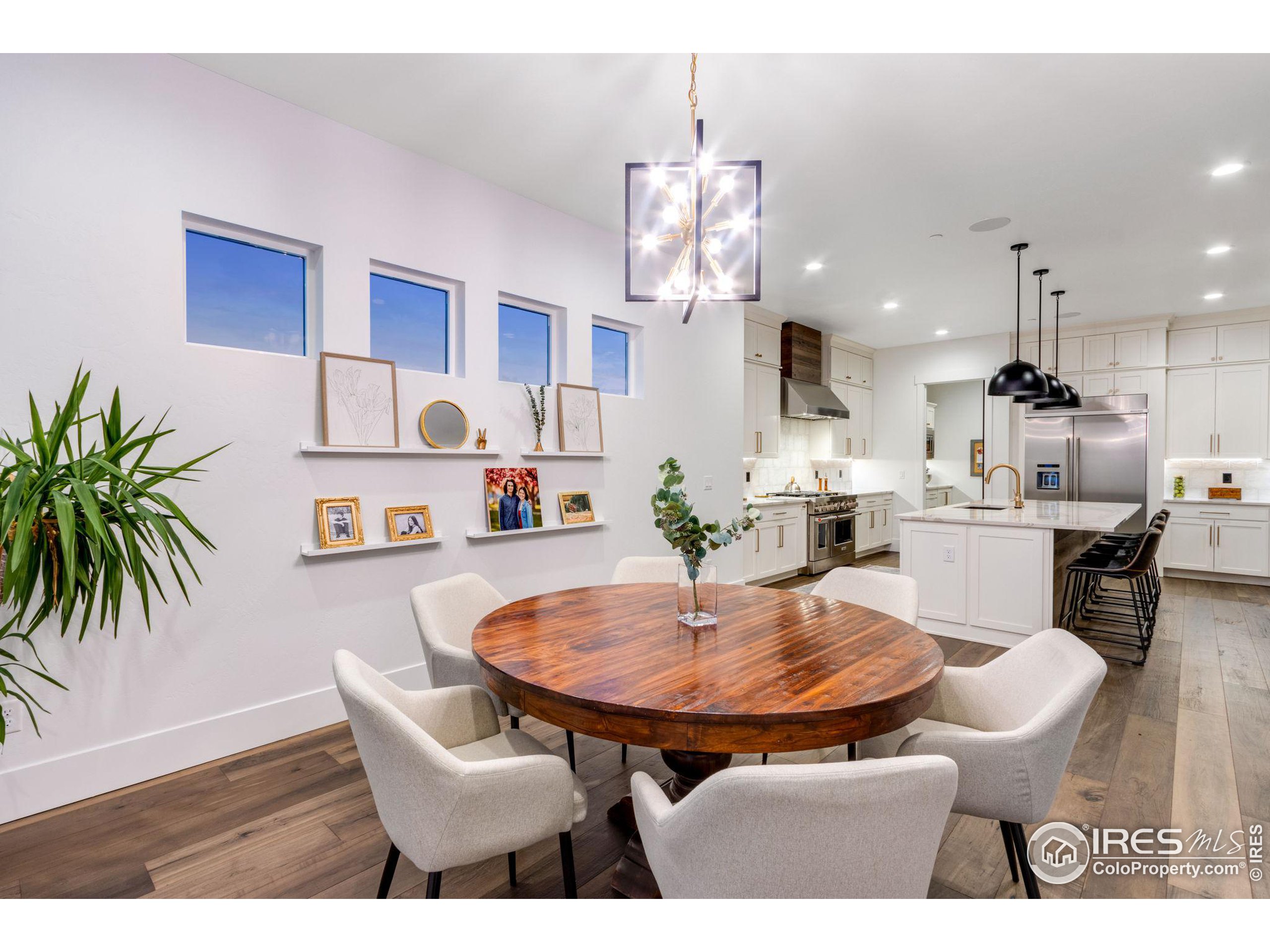 4300 Mountain Shadow Way