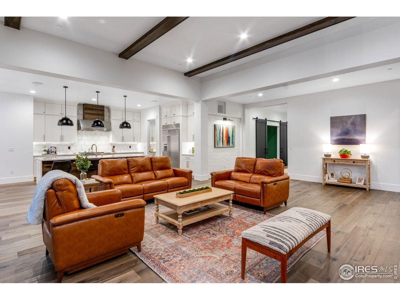 4300 Mountain Shadow Way