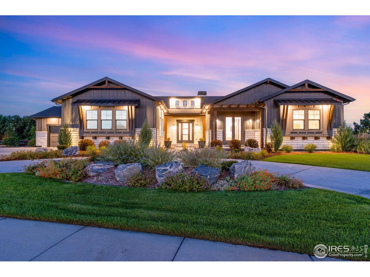 4300 Mountain Shadow Way